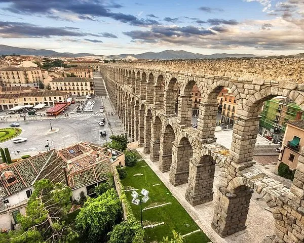 Avila & Segovia Tour with Tickets to Monuments from Madrid 