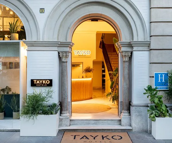 Hotel Tayko Sevilla